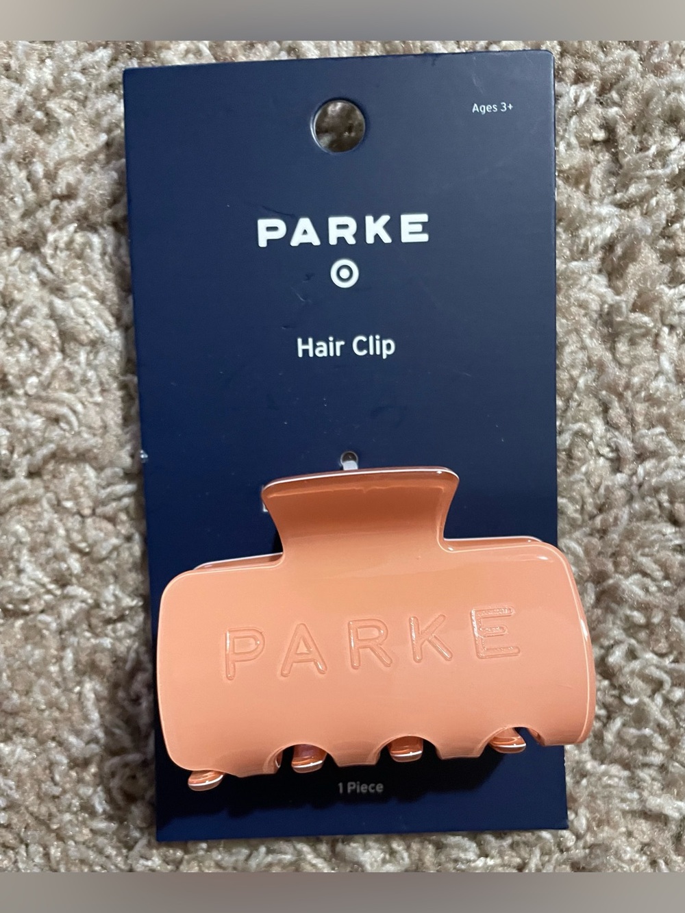 PARKE Target orange claw clip
